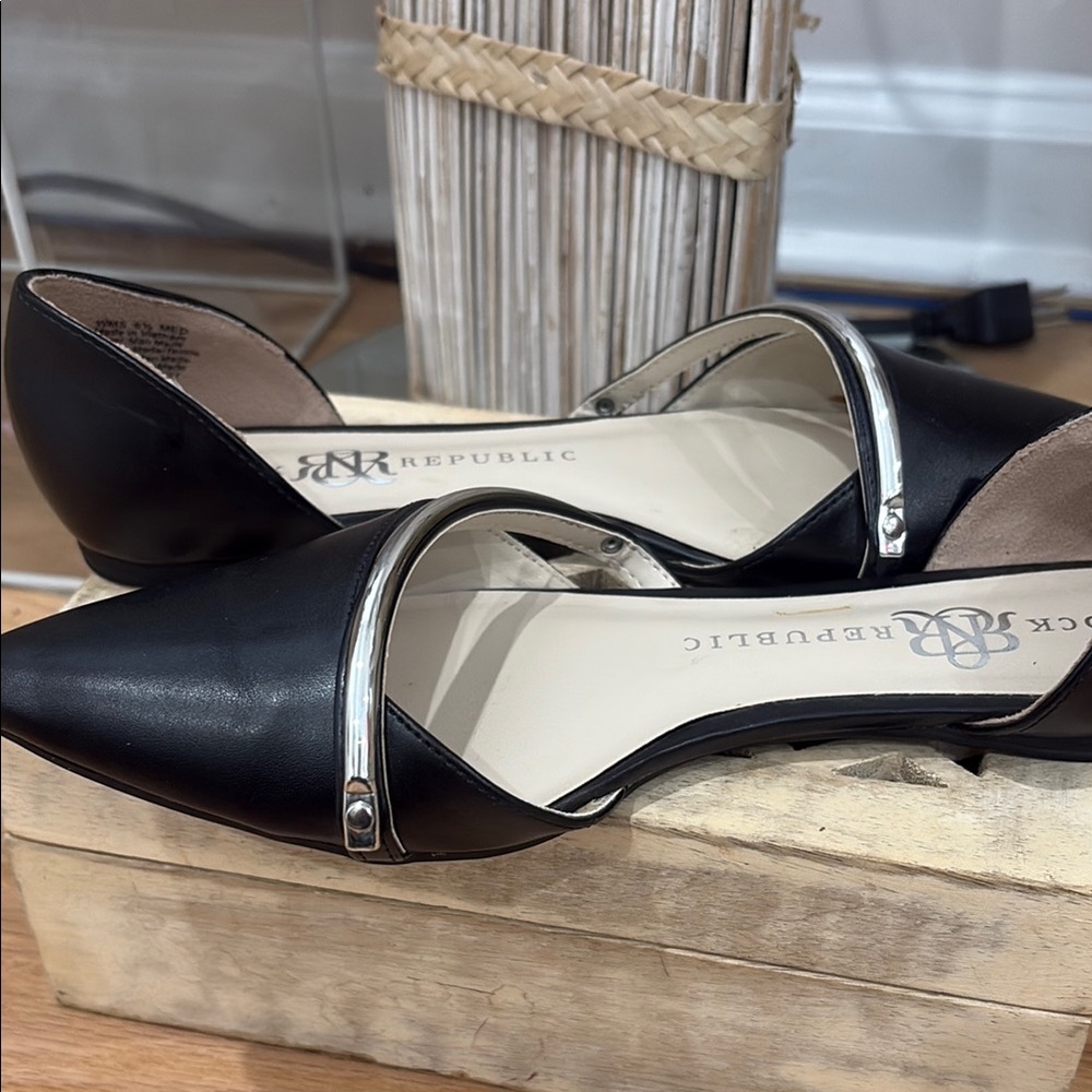 Rock & Republic Black and Silver Flats with Pointed Toe